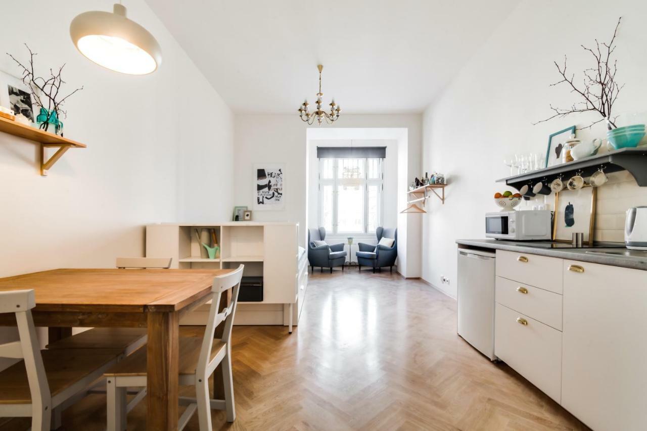 Trendy Local Apartment Praga Zewnętrze zdjęcie